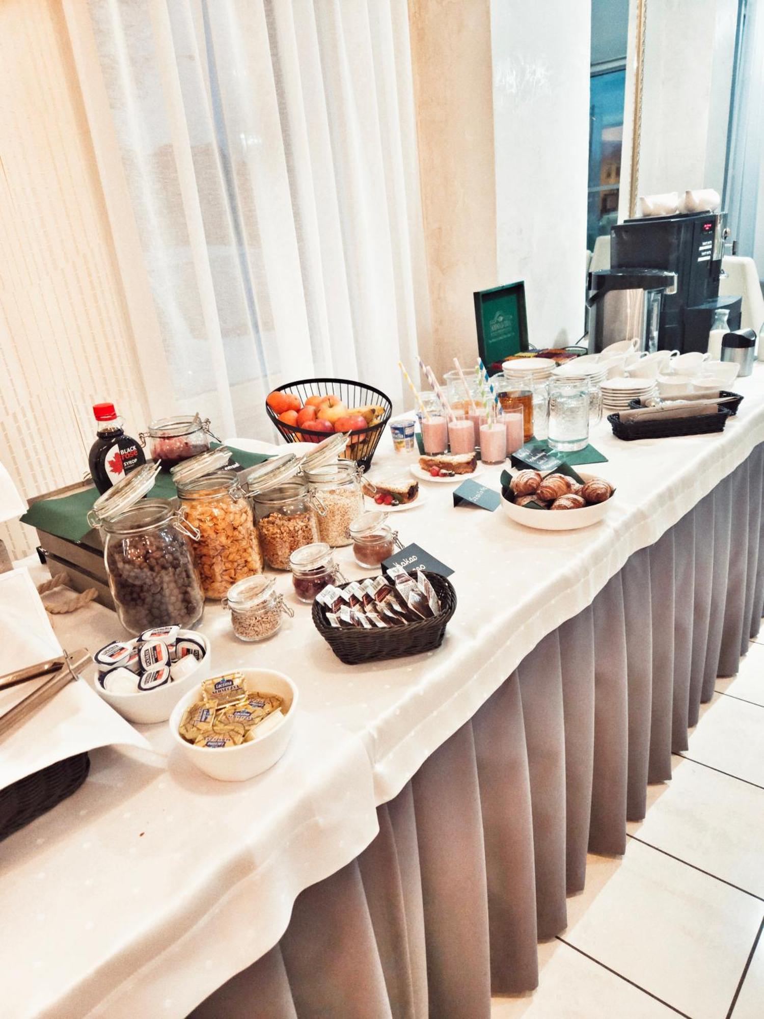 Hotel I Restauracja W Luboniu Dış mekan fotoğraf
