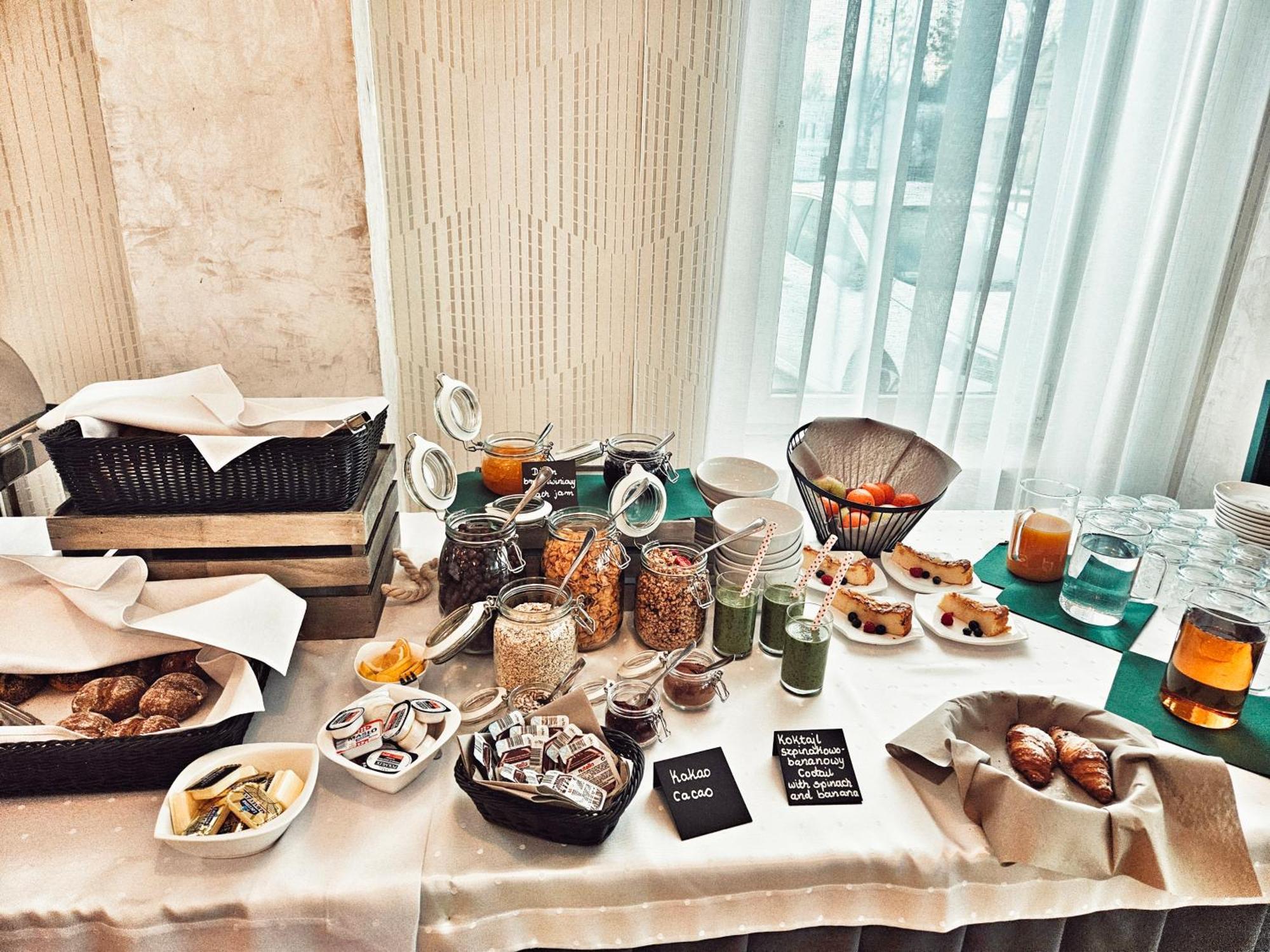 Hotel I Restauracja W Luboniu Dış mekan fotoğraf