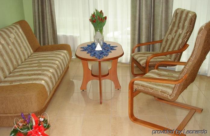 Hotel I Restauracja W Luboniu Oda fotoğraf
